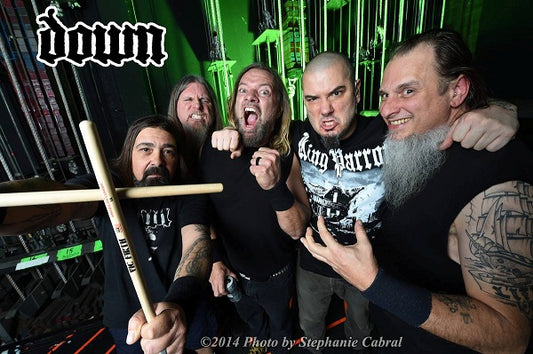 NEW Pics From the Dec 6th LA Show